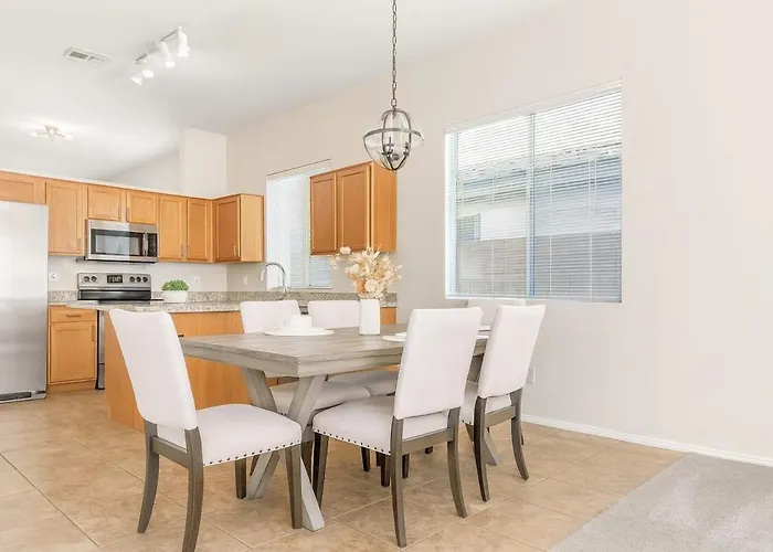 Holiday home Oasis, Near Stadiums And Sports Complex